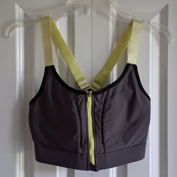 Fabletics Gray & Neon Green Women's Workout Set Size M - Picture 6 of 13